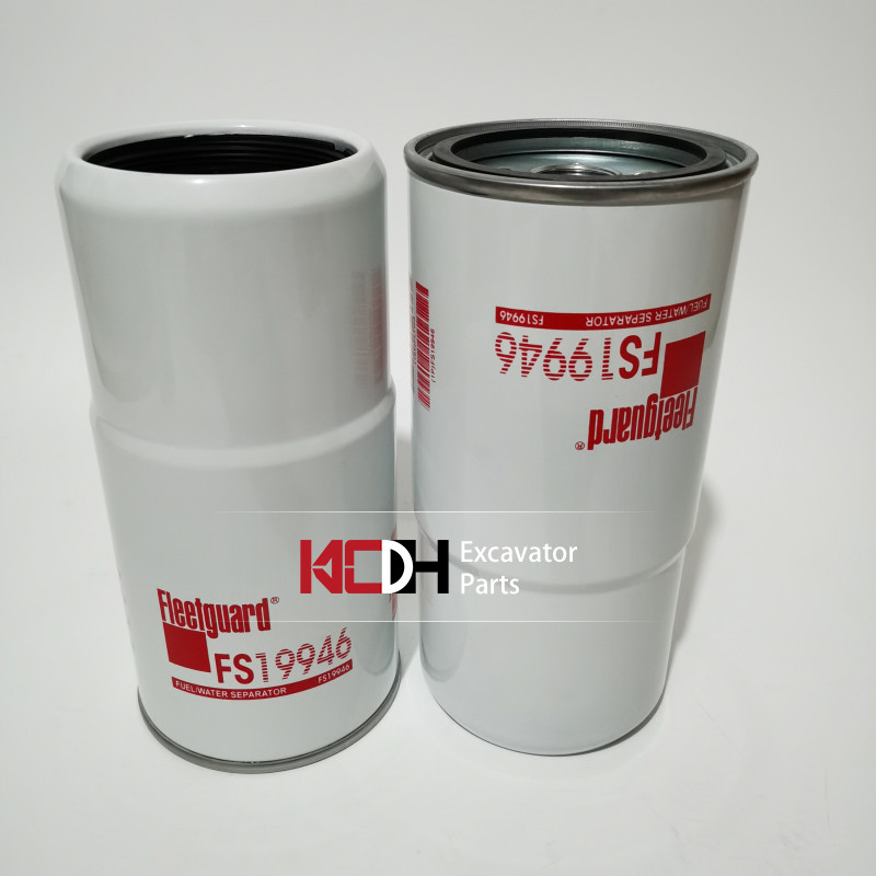 FS19946 KOMATSU Excavator Fuel Water Separator Filter