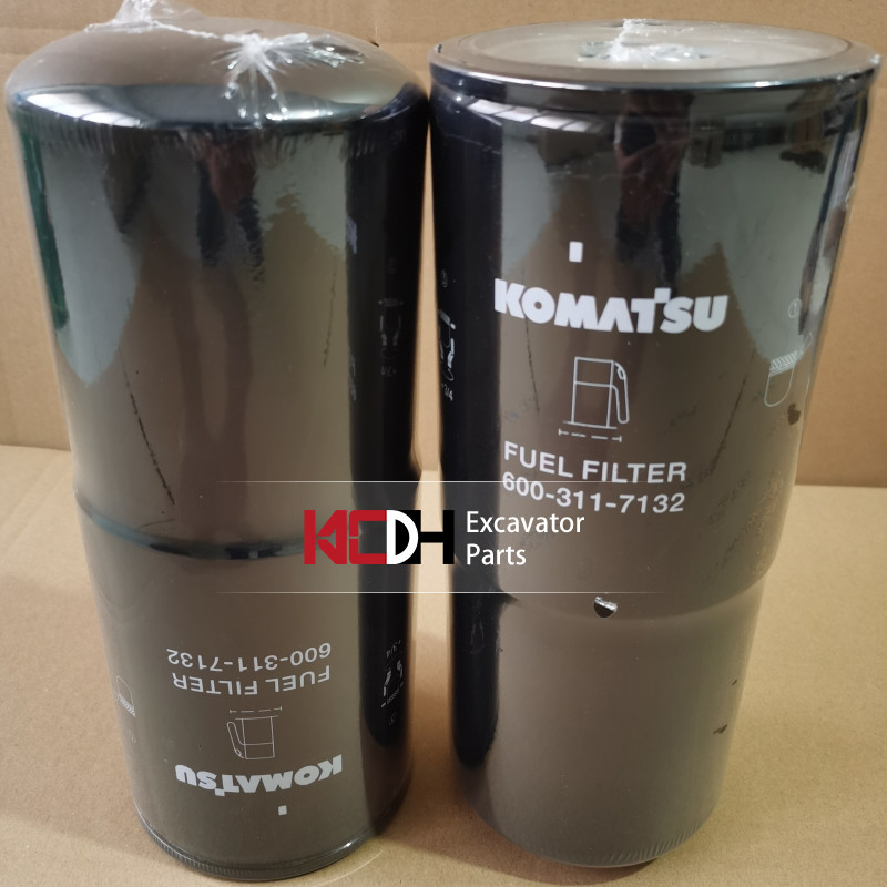 KOMATSU Excavator Engine 600-311-7132 P550202 Fuel Filter Element For Truck